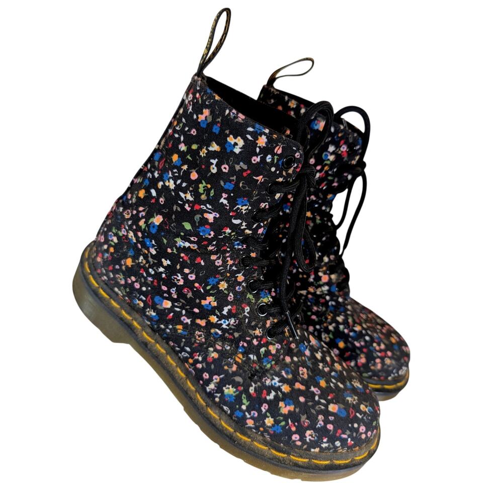 DOC MARTENS! DR. MARTEN AIR WAIR MULTICOLOR FLORAL CANVAS COMBAT BOOTS! SZ 7M